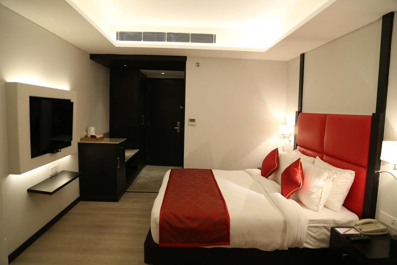 Ramada Encore Jalandhar Eksteriør bilde