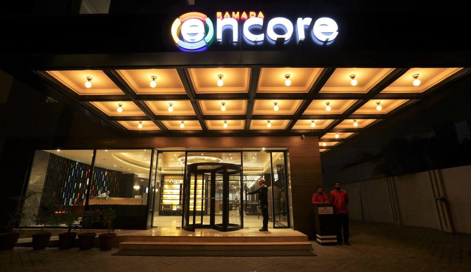 Ramada Encore Jalandhar Eksteriør bilde