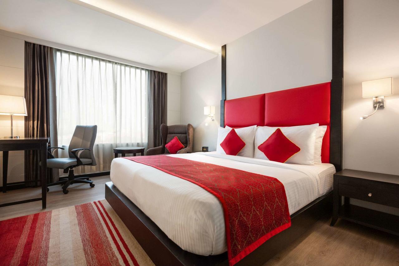 Ramada Encore Jalandhar Eksteriør bilde